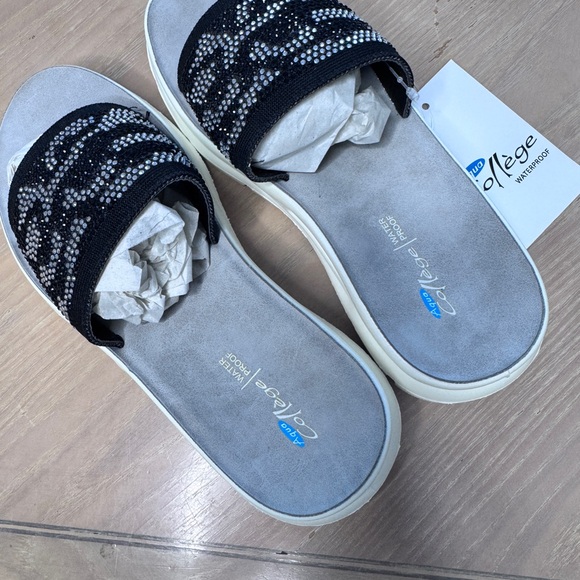 NWT NIB Aqua Collage Stylish Black w rhinestones Slide Sandals Womens Sz 6 - Picture 14 of 14